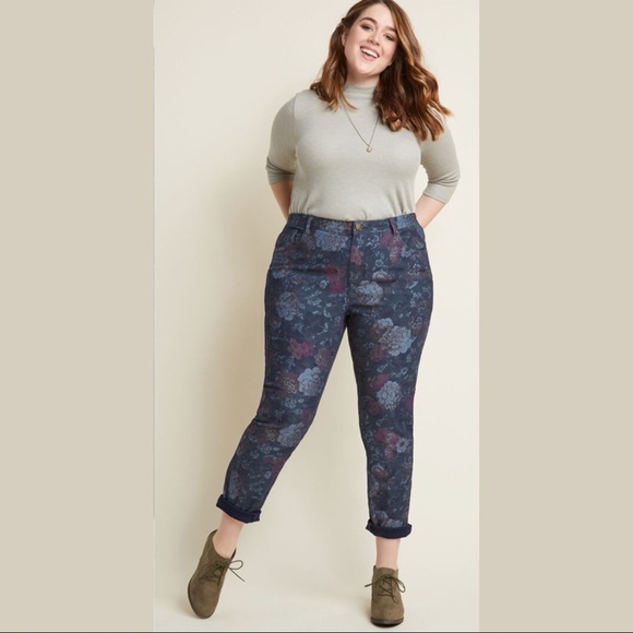 ModCloth Five Pocket Floral Skinny Jeans - Picture 5 of 10